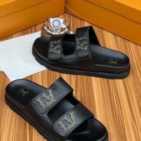 Black Louis Vuitton Luxury Slides