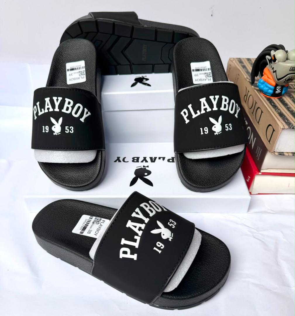 Playboy 1953 Graphic Comfort Slides (Black / White)